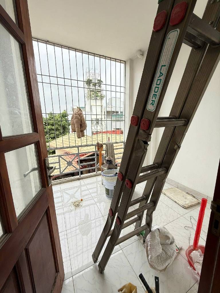 Bán nhà Hoàng Liệt - diện tích 49,2m2 4 tầng - Ngõ 2, ô tô tránh - giá 12 tỷ