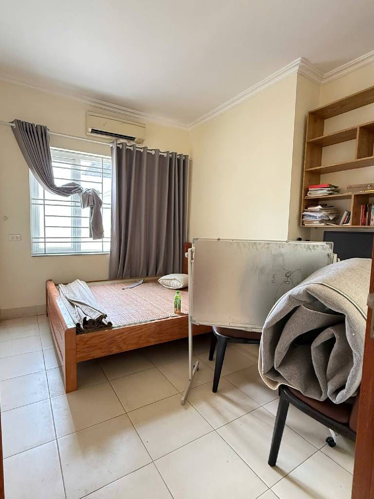 Bán nhà Hoàng Liệt - diện tích 49,2m2 4 tầng - Ngõ 2, ô tô tránh - giá 12 tỷ