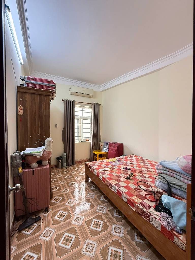 Bán nhà Hoàng Liệt - diện tích 49,2m2 4 tầng - Ngõ 2, ô tô tránh - giá 12 tỷ