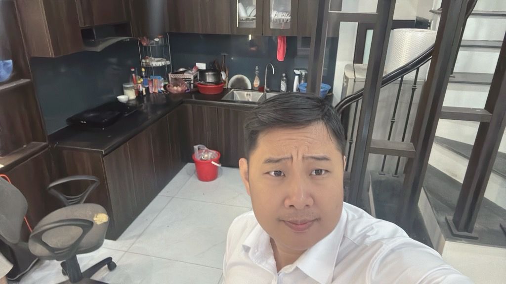 Bán nhà Kim Ngưu - diện tích 27m2 4 tầng - ô tô tránh - giá 14 tỷ