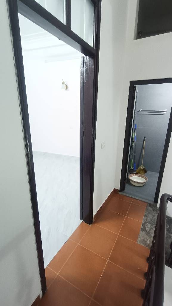 Bán nhà Phương Mai - diện tích 32,9m2 5 tầng - ô tô tránh - giá 9,168 tỷ