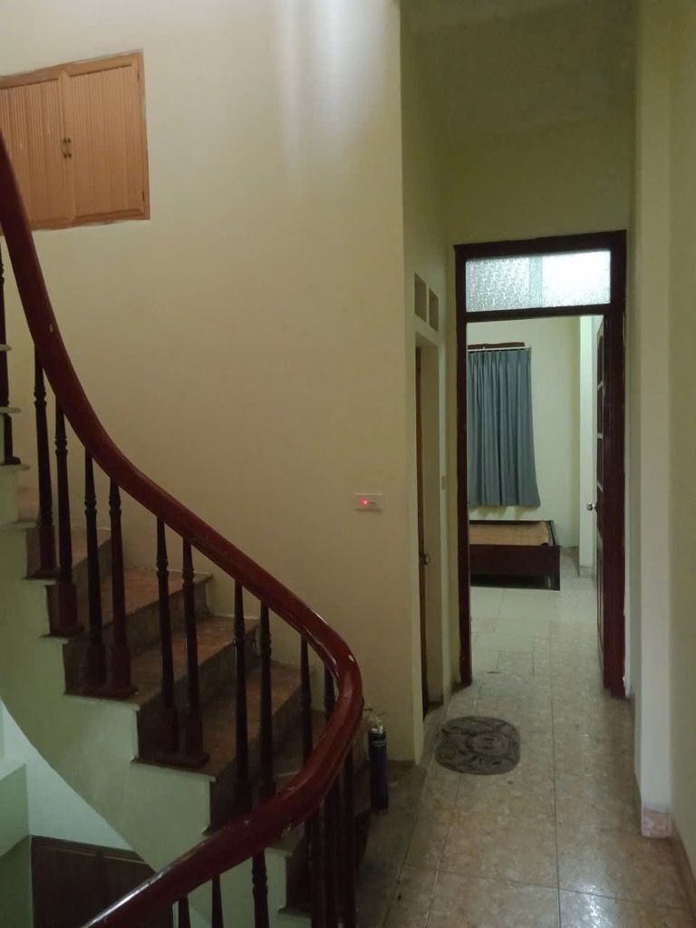 Bán nhà Nguyễn Đức Cảnh - diện tích 44.6m2 4 tầng - Ô Tô Đỗ Cổng - giá 10,6 tỷ