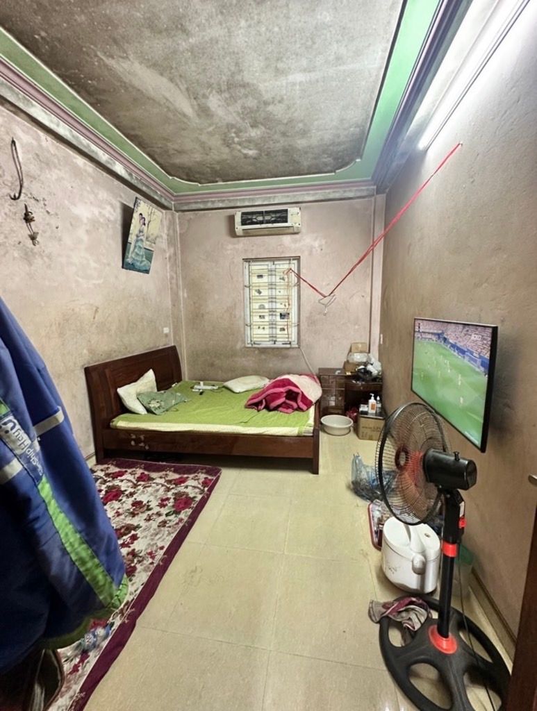 Bán nhà Võ Văn Dũng - diện tích 30m2 5 tầng - mặt tiền đẹp - giá 18 tỷ