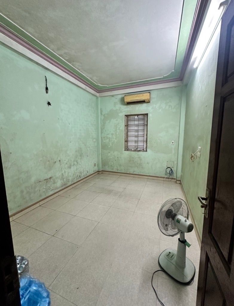 Bán nhà Võ Văn Dũng - diện tích 30m2 5 tầng - mặt tiền đẹp - giá 18 tỷ