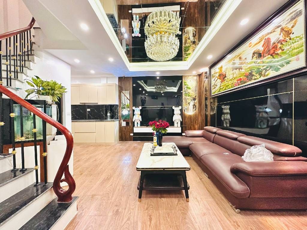 Bán nhà Trần Khát Chân - diện tích 33,4m2 4 tầng - ô tô đỗ gần - giá 7,6 tỷ