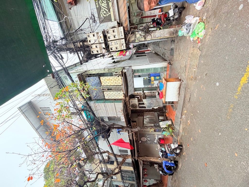 Bán nhà Bùi Ngọc Dương - diện tích 38m2 3 tầng - Lô Góc - giá 7,2 tỷ