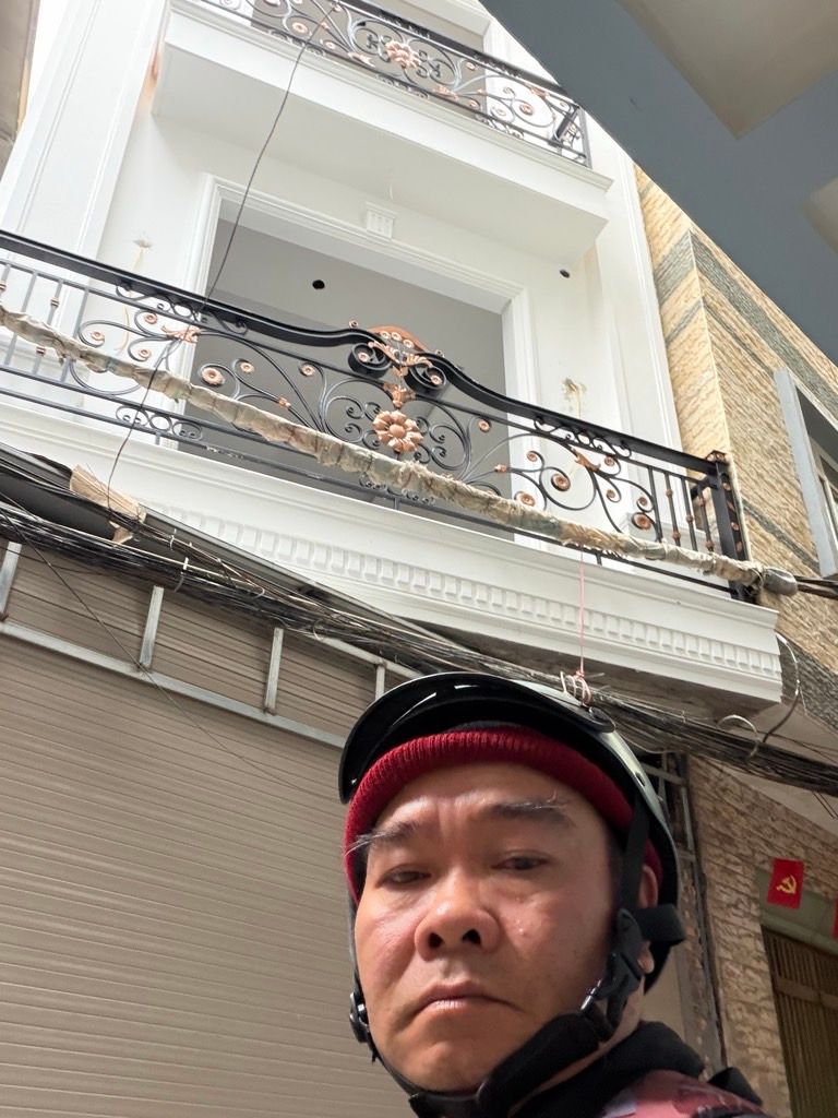 Bán nhà Kim Ngưu - diện tích 39,6m2 6 tầng - Ô TÔ VÀO NHÀ - giá 13,8 tỷ