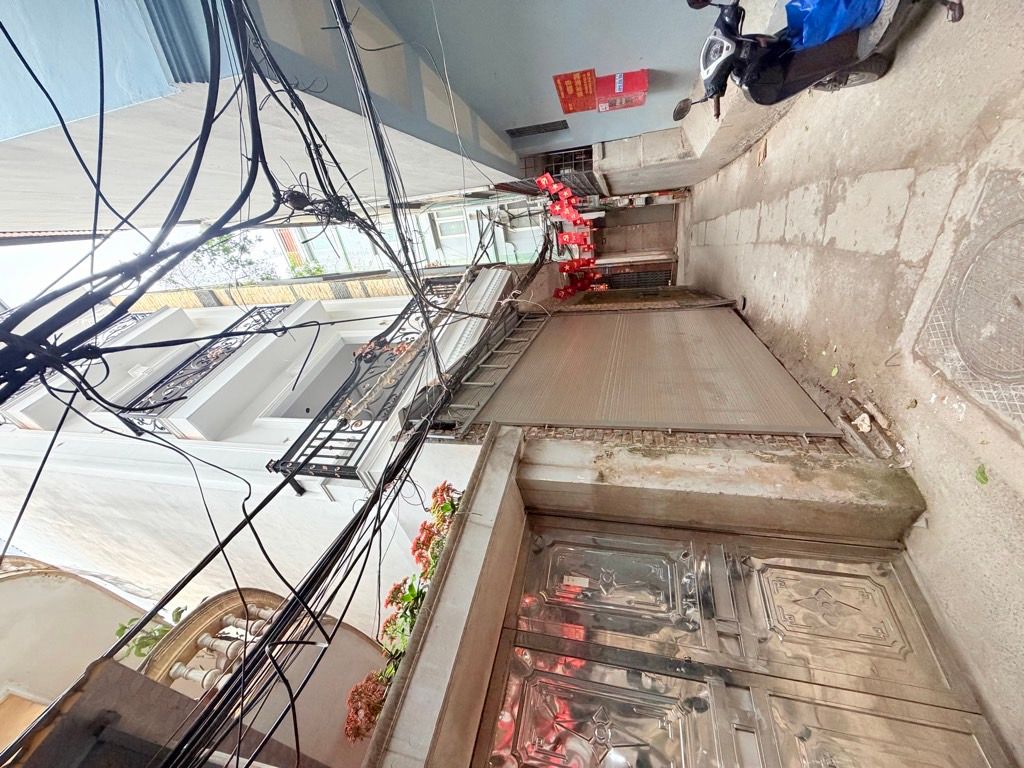 Bán nhà Kim Ngưu - diện tích 39,6m2 6 tầng - Ô TÔ VÀO NHÀ - giá 13,8 tỷ