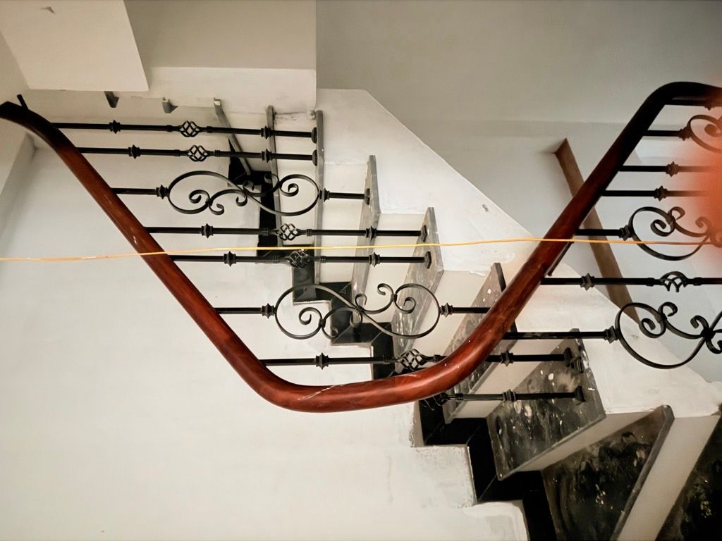 Bán nhà Kim Ngưu - diện tích 39,6m2 6 tầng - Ô TÔ VÀO NHÀ - giá 13,8 tỷ