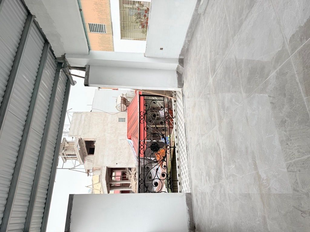 Bán nhà Kim Ngưu - diện tích 39,6m2 6 tầng - Ô TÔ VÀO NHÀ - giá 13,8 tỷ