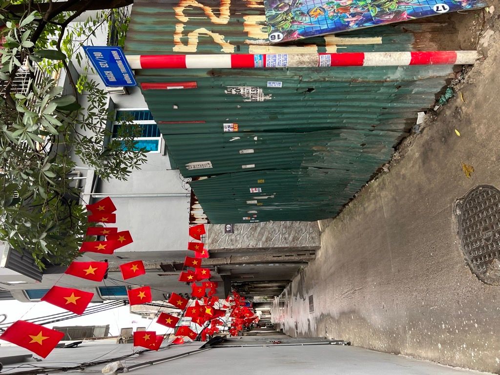 Bán nhà Trương Định - diện tích 31m2 5 tầng - Lô góc 2 mặt - giá 8,75 tỷ