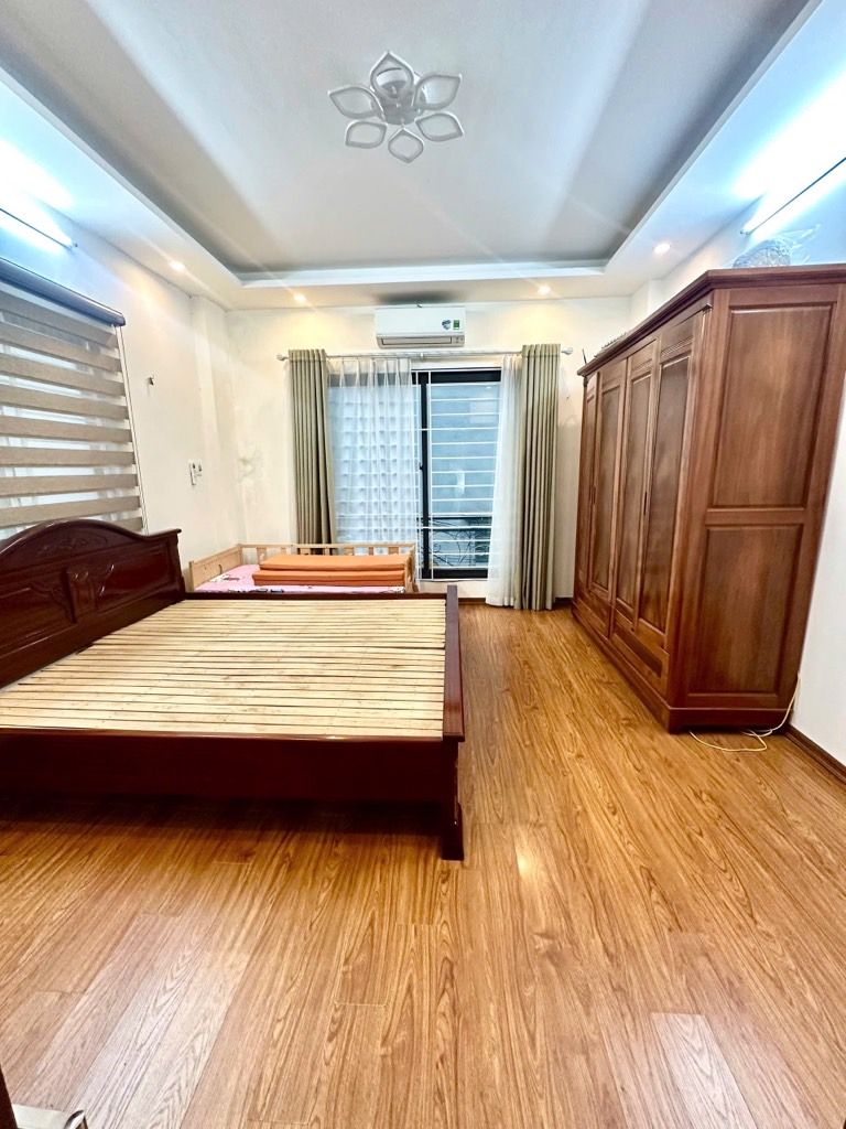 Bán nhà Trương Định - diện tích 31m2 5 tầng - Lô góc 2 mặt - giá 8,75 tỷ