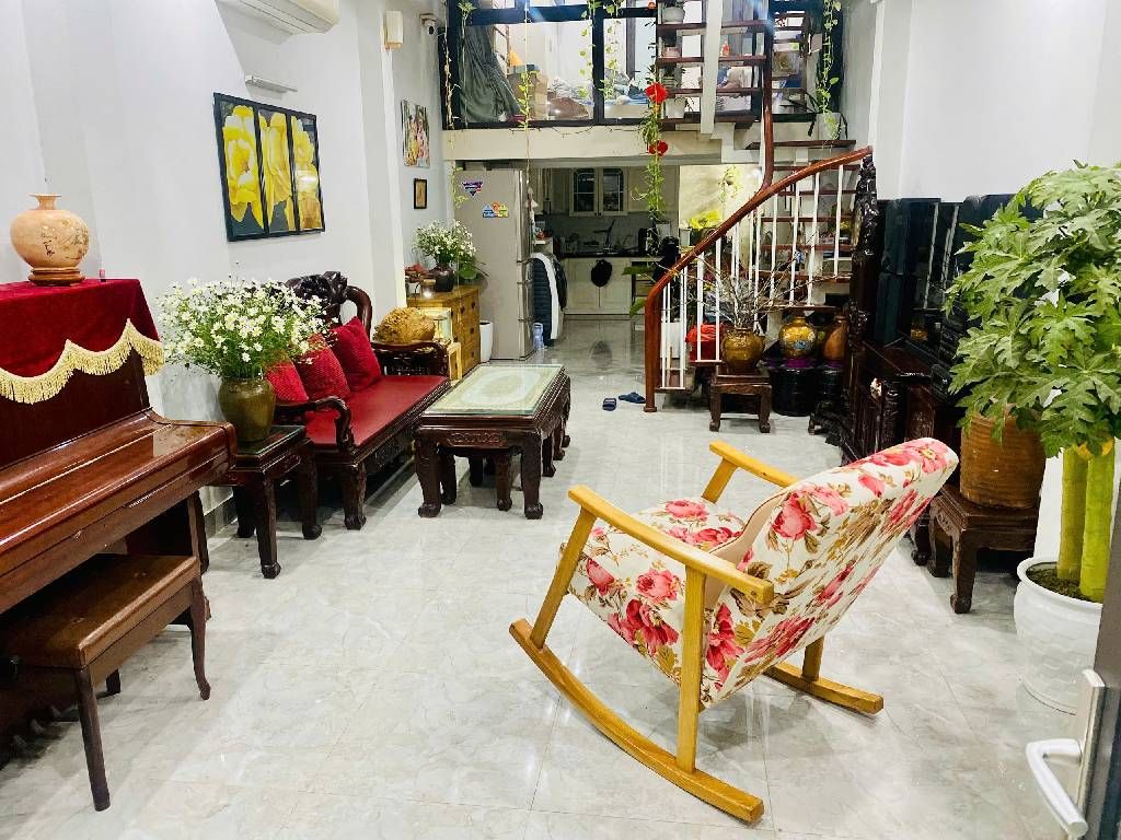 Bán nhà Lê Trọng Tấn - diện tích 63m2 3 tầng - Ngõ ô tô thông - giá 20 tỷ