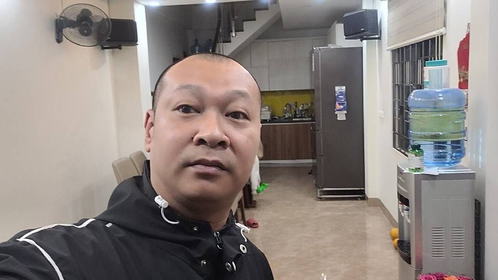 Bán nhà ngõ cẩm văn - diện tích 41m2 5 tầng - Lô góc - giá 14,9 tỷ