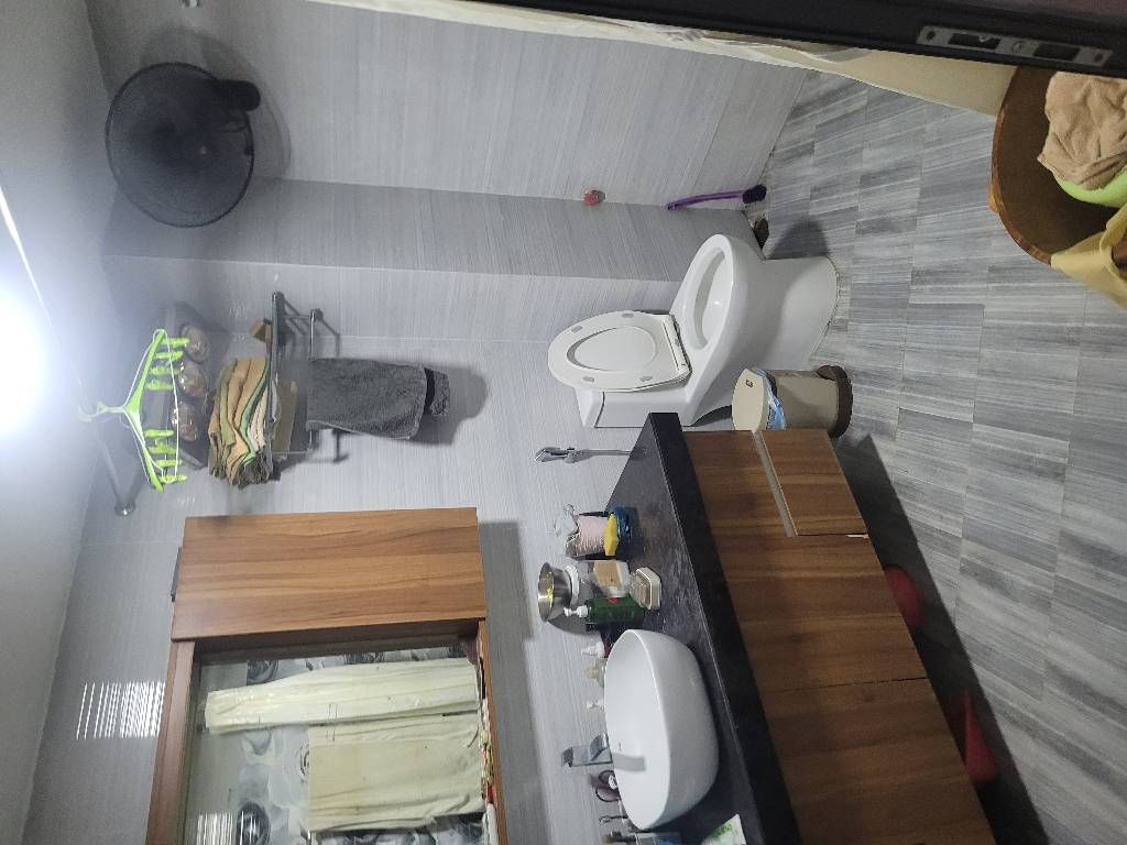 Bán nhà ngõ cẩm văn - diện tích 41m2 5 tầng - Lô góc - giá 14,9 tỷ