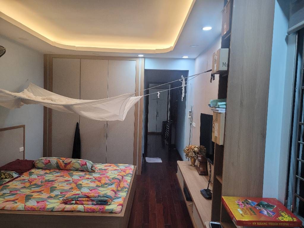 Bán nhà ngõ cẩm văn - diện tích 41m2 5 tầng - Lô góc - giá 14,9 tỷ