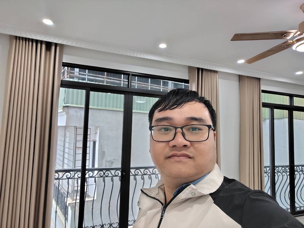 Bán nhà Thanh Lân - diện tích 43m2 5 tầng - Ô tô gửi cạnh nhà - giá 12,2 tỷ