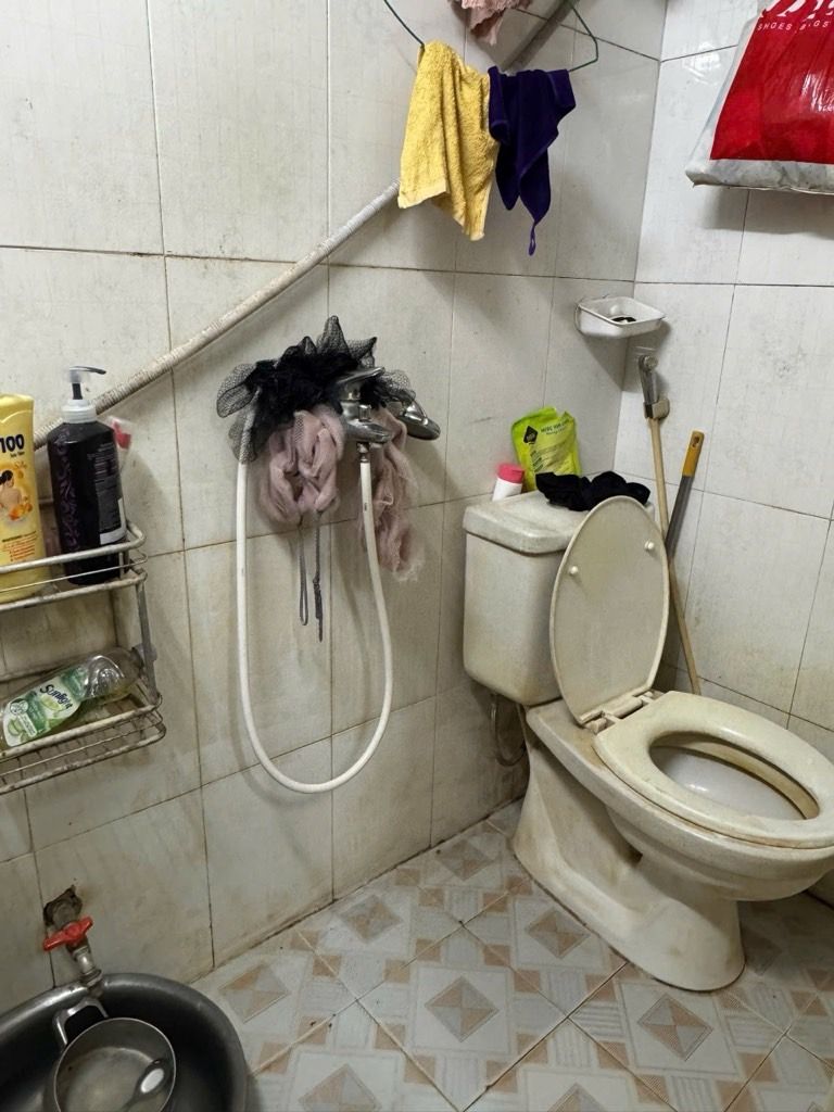 Bán nhà Quốc Tử Giám - diện tích 43.2m2 3 tầng - gần ô tô - giá 8,7 tỷ