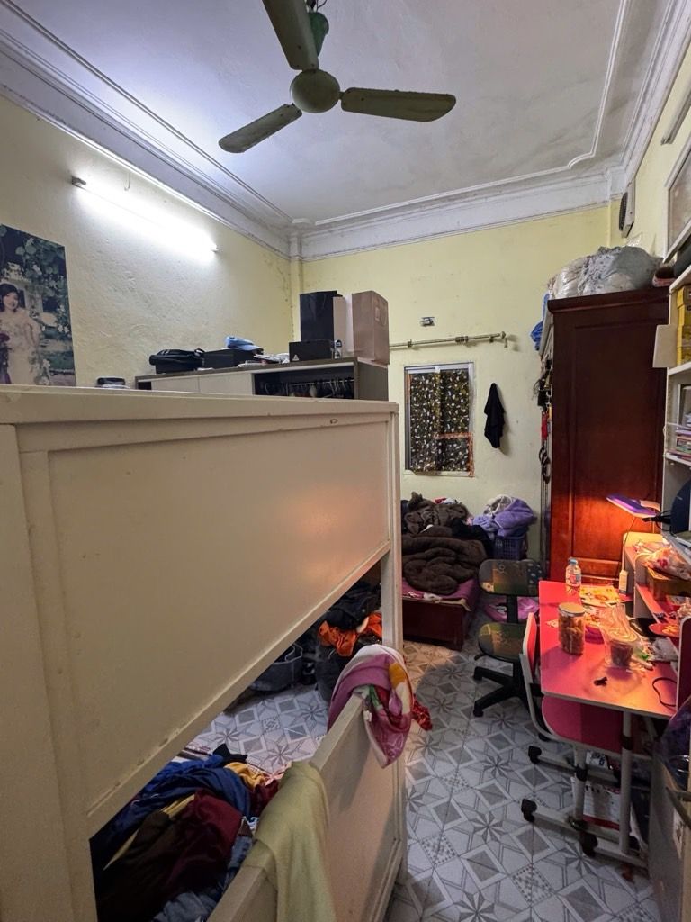 Bán nhà Quốc Tử Giám - diện tích 43.2m2 3 tầng - gần ô tô - giá 8,7 tỷ