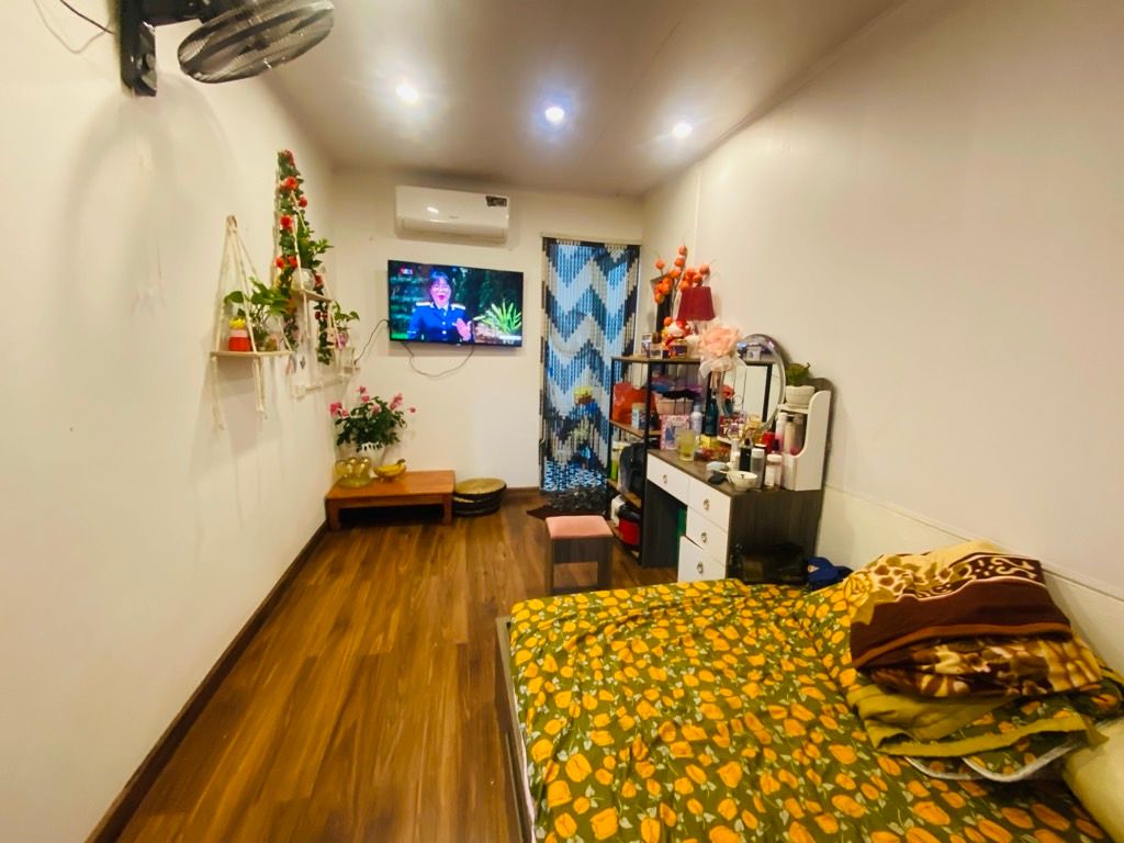 Bán nhà Trương Định - diện tích 16m2 3 tầng - Nhà đẹp 2 ngủ chốt! - giá 2 tỷ