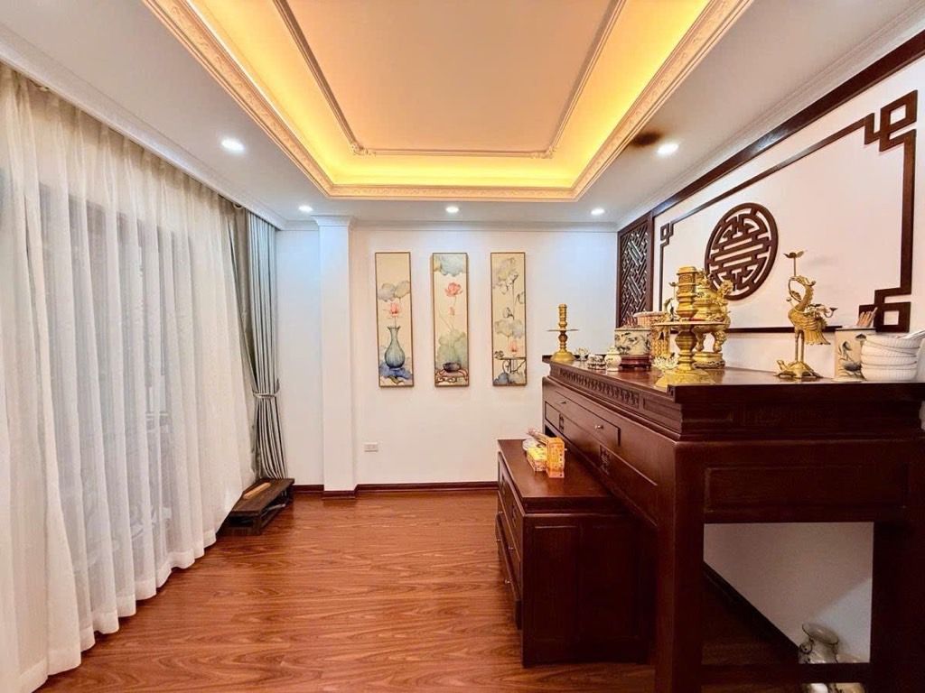 Bán nhà Pháo Đài Láng - diện tích 31m2 5 tầng - Ngõ thông kinh doanh - giá 9,9 tỷ