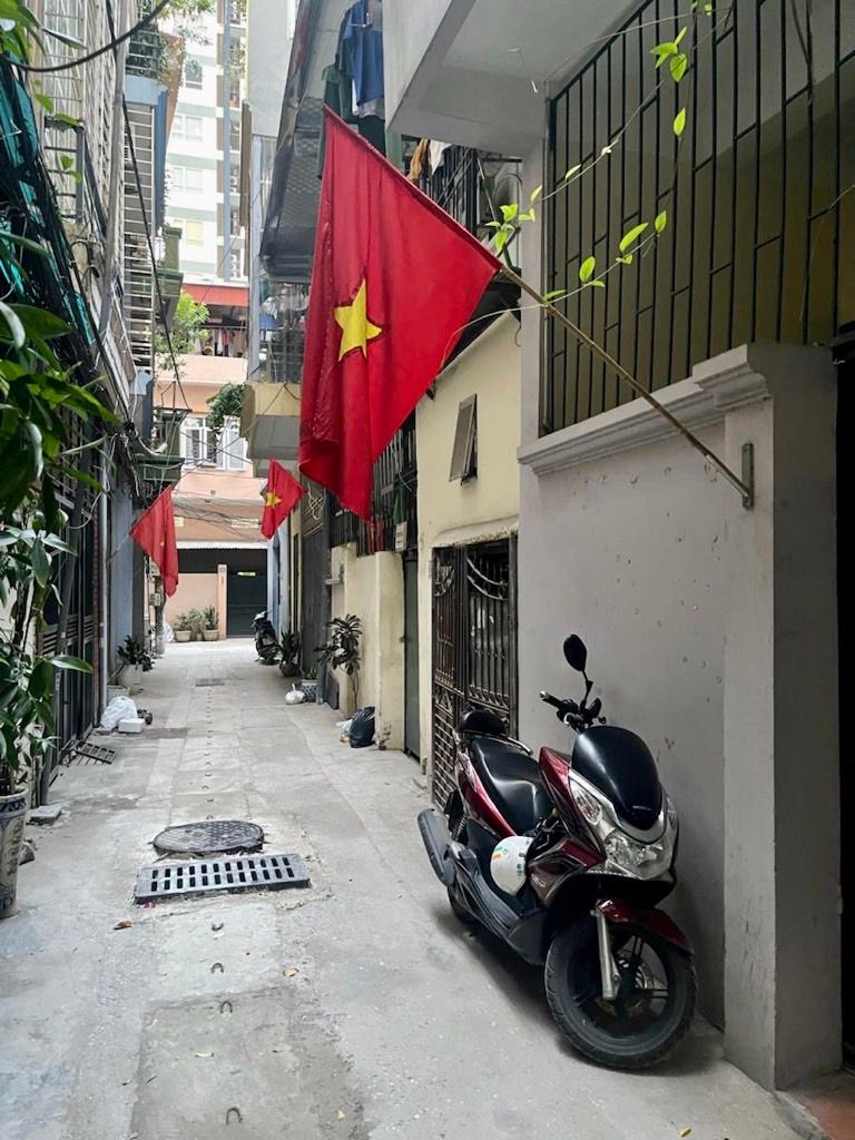 Bán nhà Khương Hạ - diện tích 55m2 4 tầng - Ngõ đẹp thẳng sạch sẽ - giá 13,6 tỷ