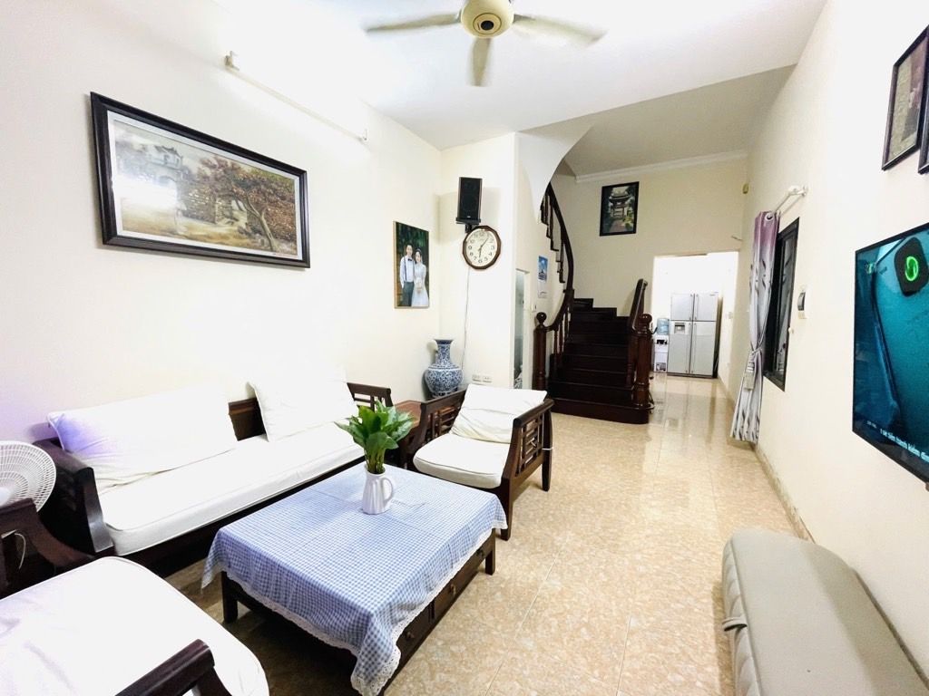 Bán nhà Khương Hạ - diện tích 55m2 4 tầng - Ngõ đẹp thẳng sạch sẽ - giá 13,6 tỷ