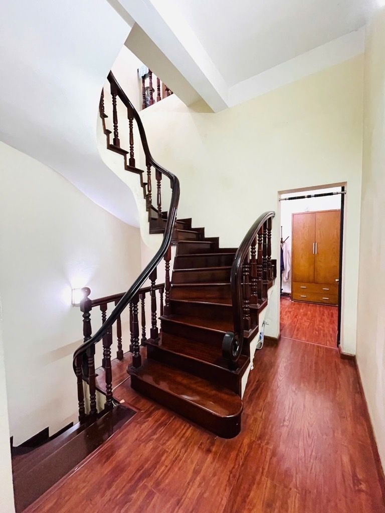 Bán nhà Khương Hạ - diện tích 55m2 4 tầng - Ngõ đẹp thẳng sạch sẽ - giá 13,6 tỷ