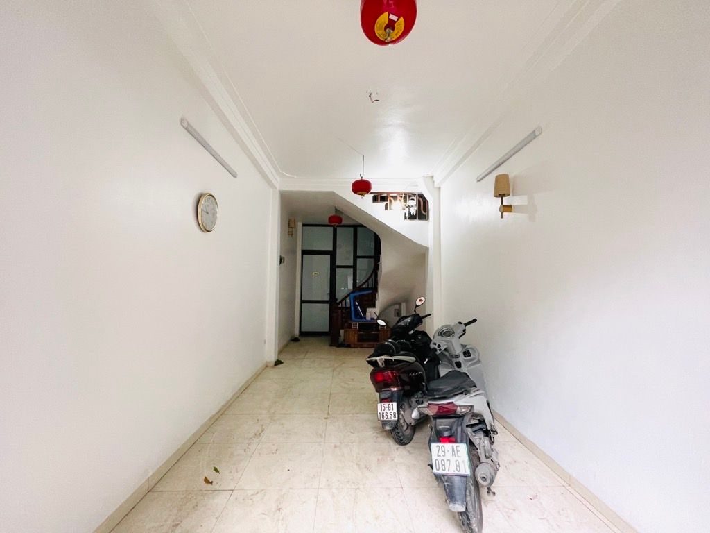 Bán nhà Định Công Hạ - diện tích 45m2 5 tầng - 9 phòng khép kín - giá 11,9 tỷ