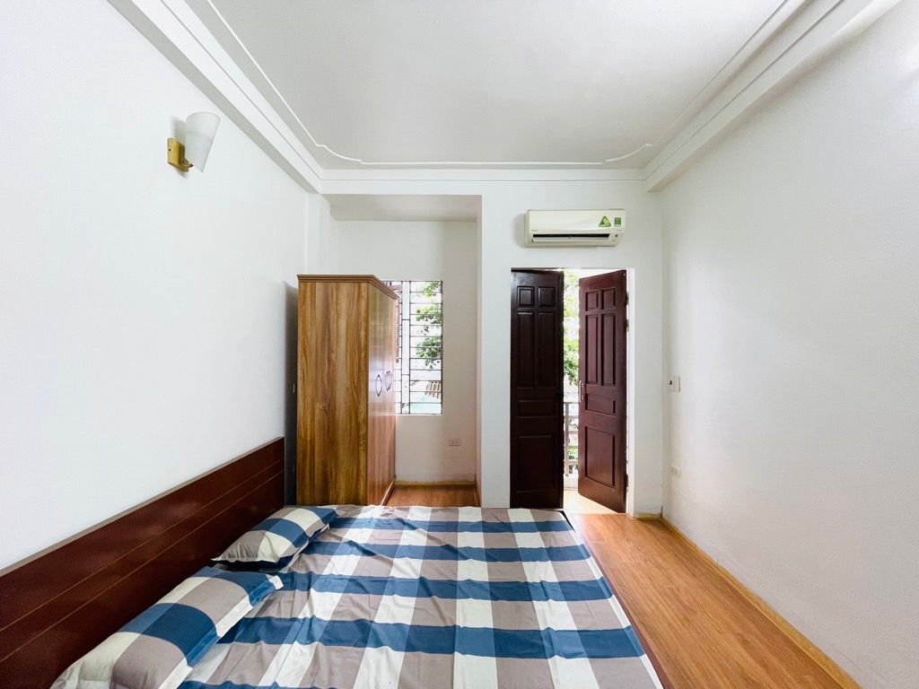 Bán nhà Định Công Hạ - diện tích 45m2 5 tầng - 9 phòng khép kín - giá 11,9 tỷ