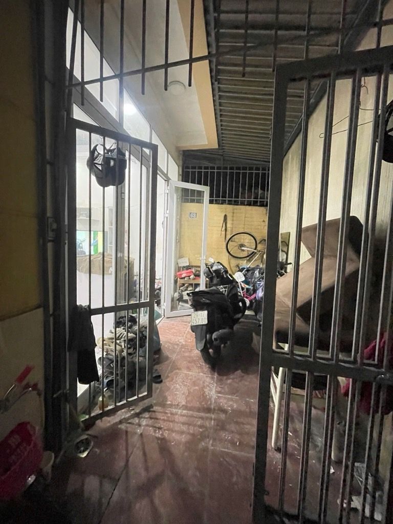 Bán nhà Bằng Liệt - diện tích 33m2 4 tầng - gần ô tô tránh - giá 8,25 tỷ