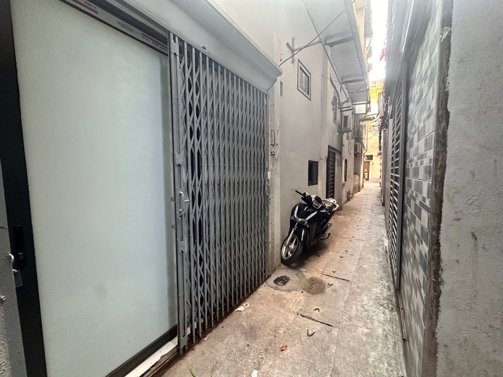 Bán nhà Thọ Lão - diện tích 44m2 3 tầng - gần ô tô - giá 11,6 tỷ