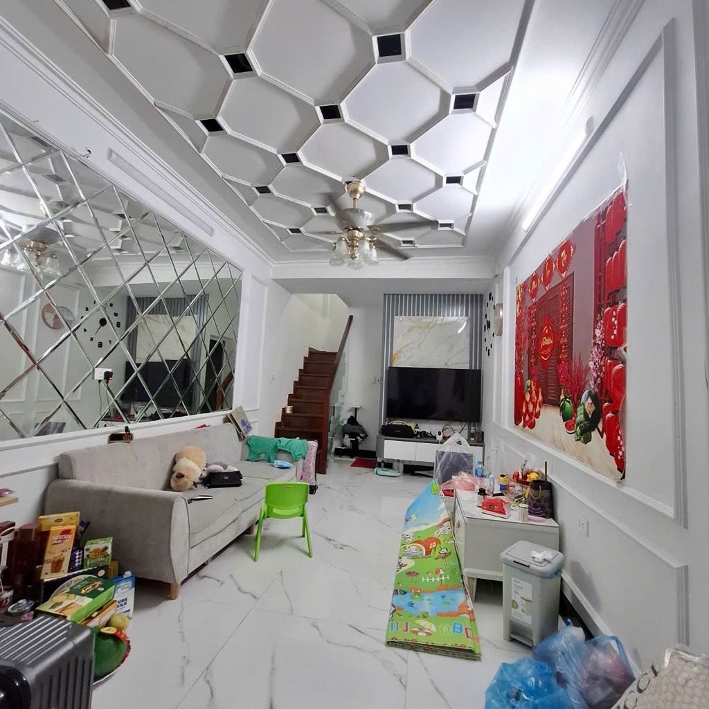 Bán nhà Thọ Lão - diện tích 44m2 3 tầng - gần ô tô - giá 11,6 tỷ