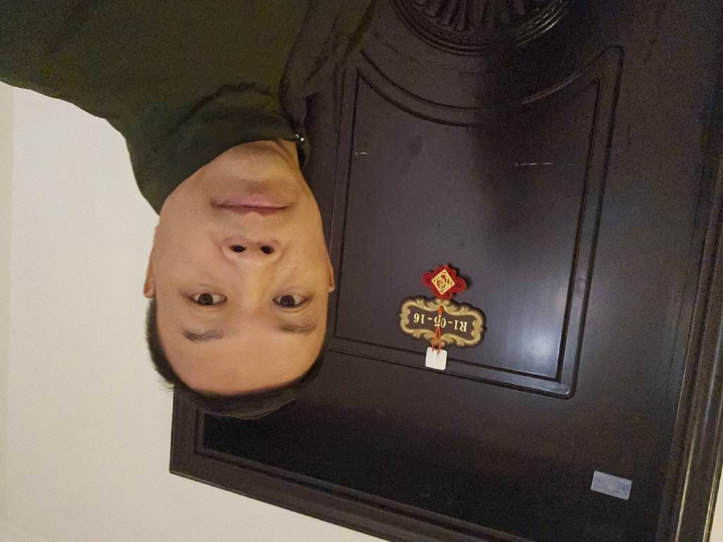 Bán nhà Nguyễn Trãi - diện tích 130m2 5 tầng - View bể bơi - giá 18,1 tỷ