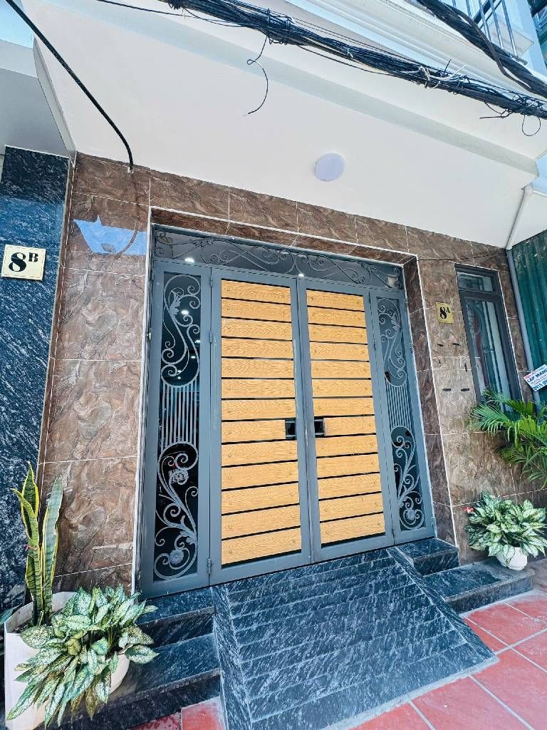 Bán nhà trần khát chân - diện tích 46,6m2 6 tầng - SIÊU PHẨM - giá 14,7 tỷ