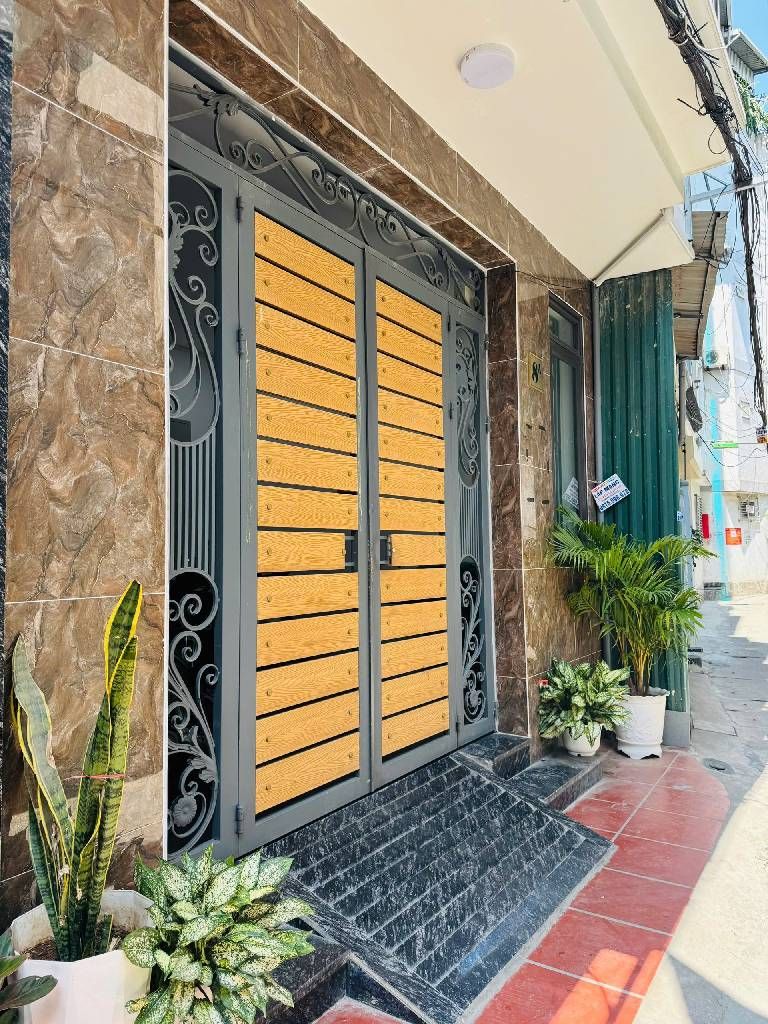 Bán nhà trần khát chân - diện tích 46,6m2 6 tầng - SIÊU PHẨM - giá 14,7 tỷ