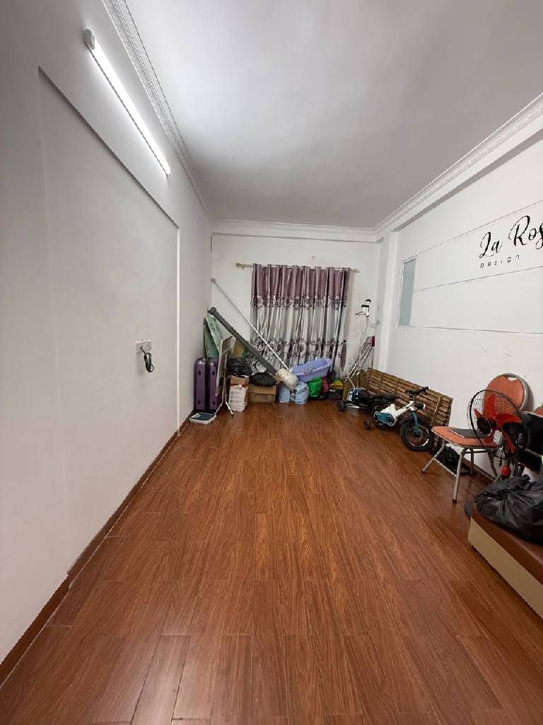 Bán nhà Giáp Nhị - diện tích 30m2 5 tầng - ngõ ba gác - giá 7,5 tỷ