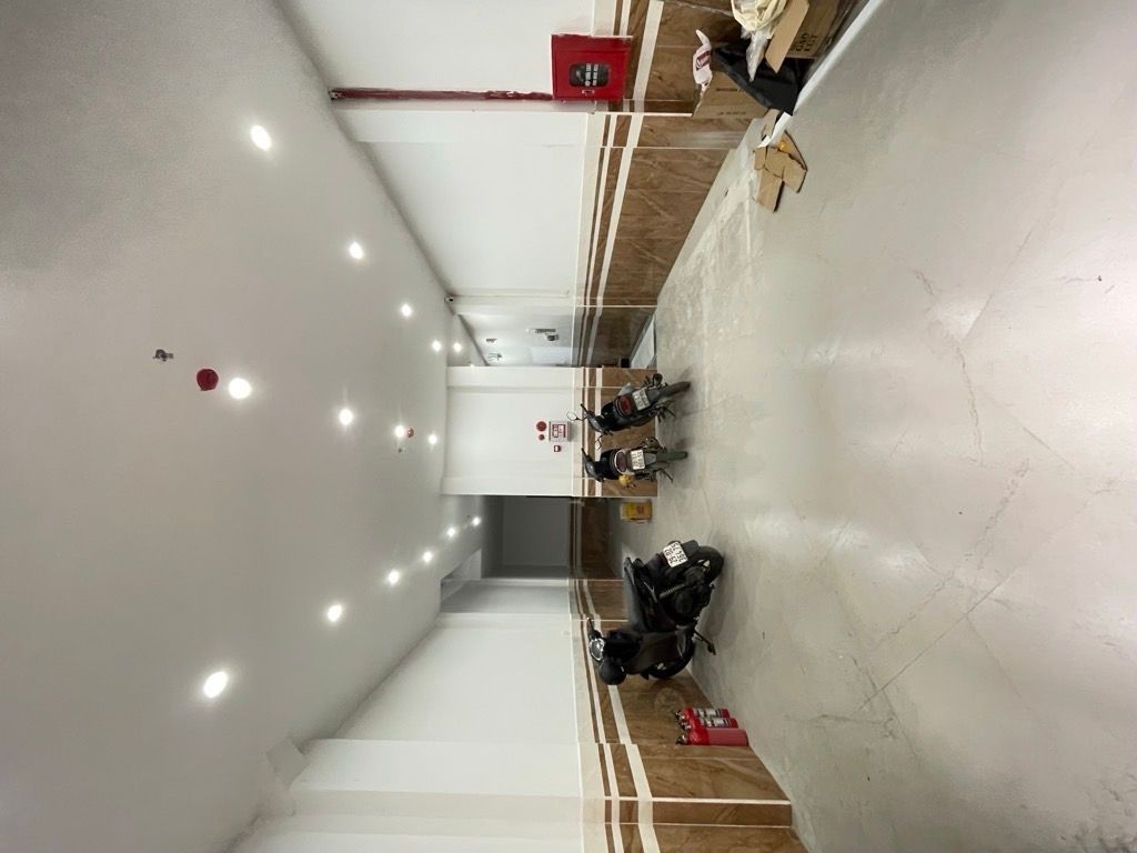 Bán nhà Tạ Quang Bửu - diện tích 90m2 5 tầng - SIÊU PHẨM CCMN - giá 24,5 tỷ