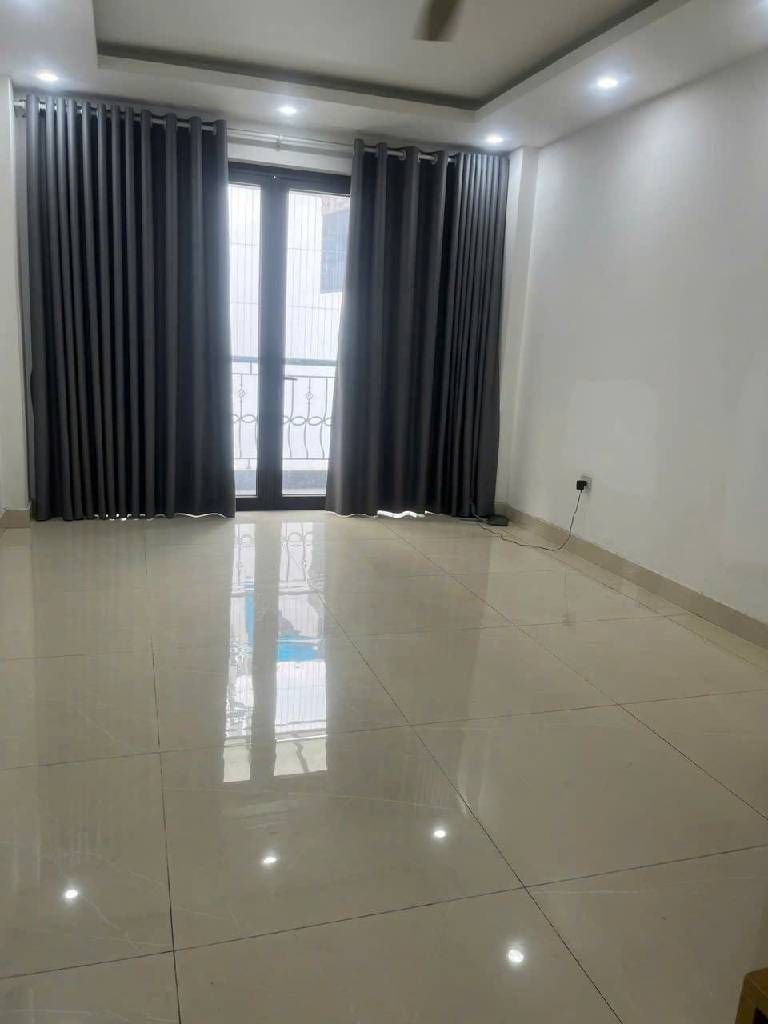 Bán nhà Trường Chinh - diện tích 60m2 6 tầng - ô tô đỗ cửa - giá 23,2 tỷ