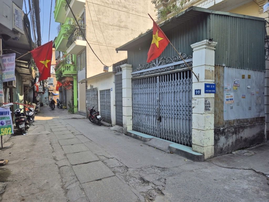 Bán nhà Định Công - diện tích 40m2 3 tầng - Gần ô tô - giá 8,6 tỷ