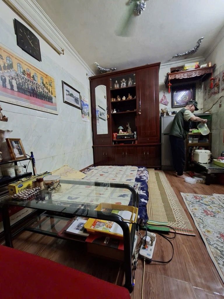 Bán nhà Nguyễn Đình Chiểu - diện tích 12,7m2 1 tầng - mặt phố - giá 3 tỷ