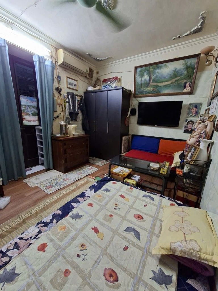 Bán nhà Nguyễn Đình Chiểu - diện tích 12,7m2 1 tầng - mặt phố - giá 3 tỷ