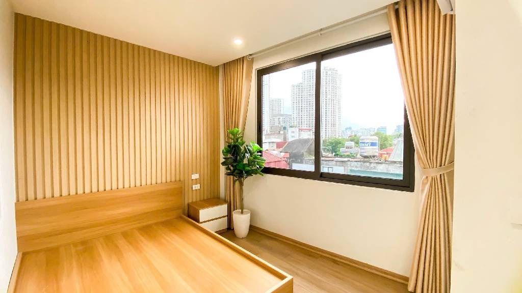 Bán nhà Thịnh Quang - diện tích 72m2 7 tầng - GẦN NGÃ TƯ SỞ - giá 22,5 tỷ