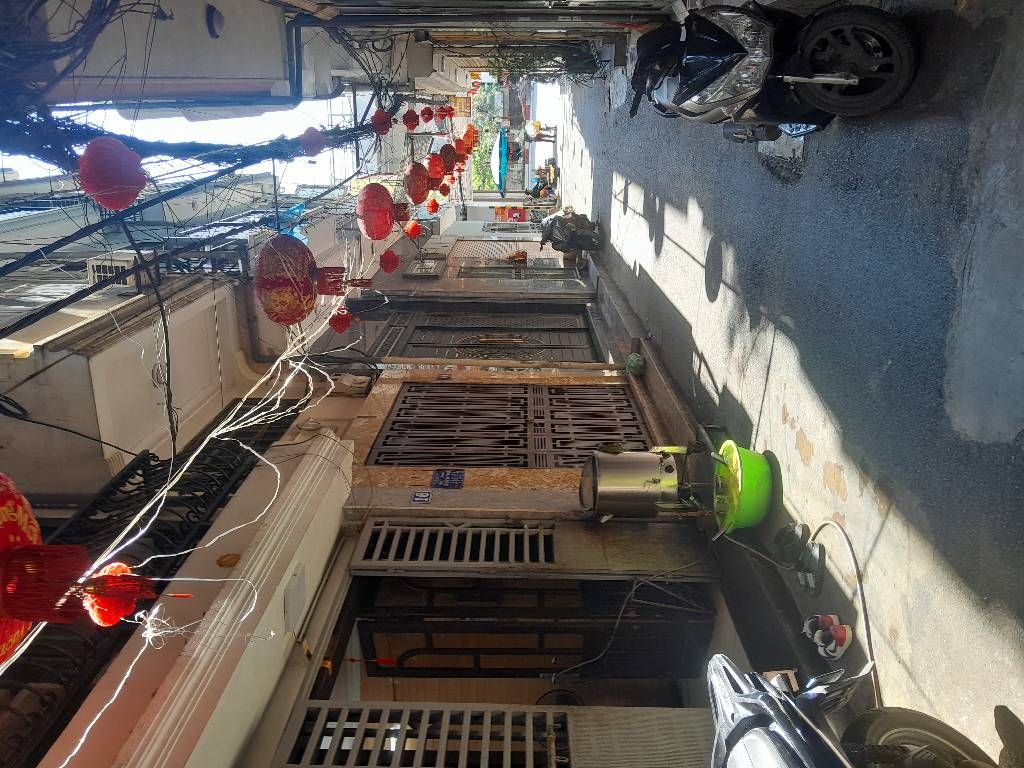 Bán nhà Hòa Bình 2 - diện tích 34,3m2 4 tầng - ô tô vào tận nhà - giá 15,5 tỷ