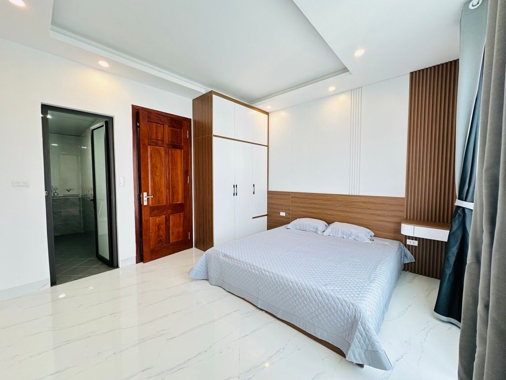 Bán nhà Thúy Lĩnh - diện tích 30m2 6 tầng - ô tô tránh - giá 7,4 tỷ