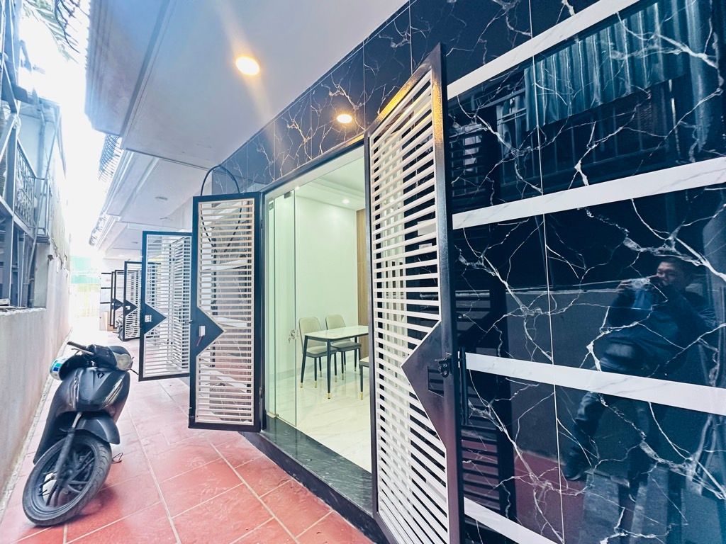 Bán nhà Thúy Lĩnh - diện tích 30m2 6 tầng - ô tô tránh - giá 7,4 tỷ