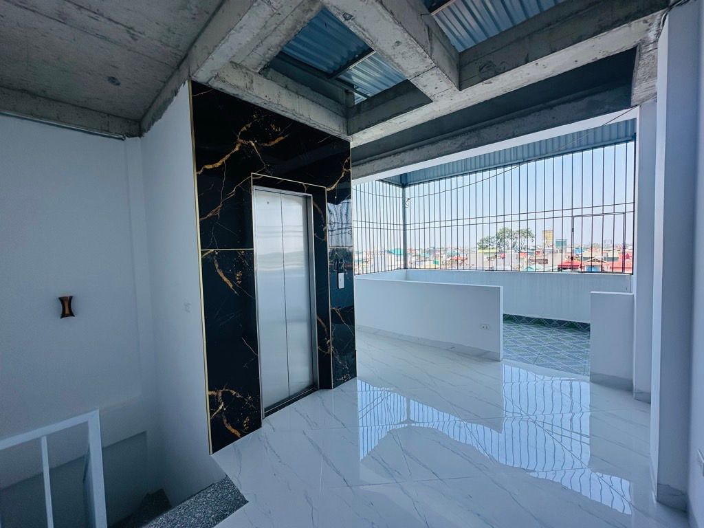 Bán nhà Thúy Lĩnh - diện tích 30m2 6 tầng - ô tô tránh - giá 7,4 tỷ