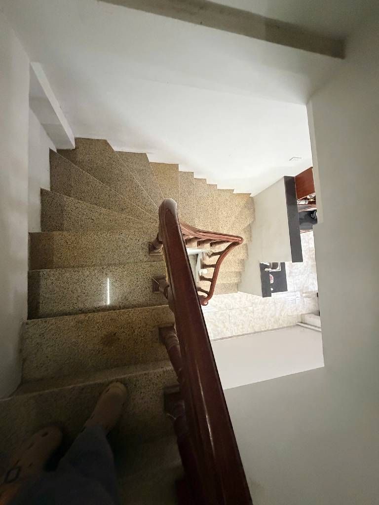 Bán nhà Tân Mai - diện tích 44m2 2 tầng - Nhà phân lô, ô tô - giá 4,5 tỷ