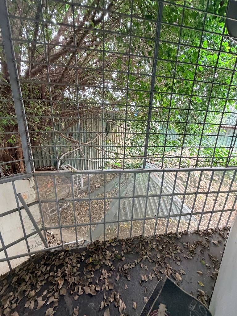 Bán nhà Tân Mai - diện tích 44m2 2 tầng - Nhà phân lô, ô tô - giá 4,5 tỷ