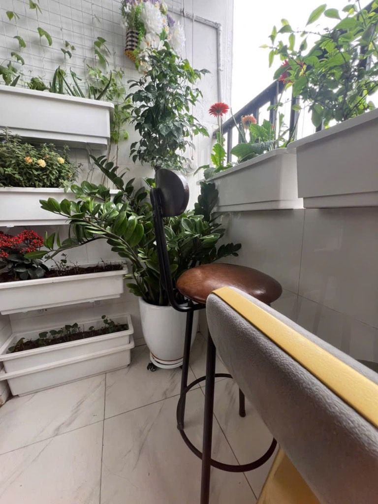 Bán nhà Linh Đàm - diện tích 67m2 1 tầng - Căn hộ 2 ngủ 2WC, view hồ - giá 3,9 tỷ